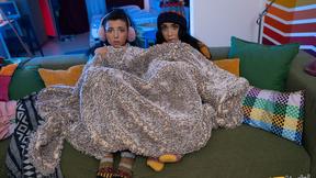 ”Girls In Heat - Mini MitziX, Ebony Angel, Steve Q”