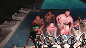 Group hot-tub hardcore with six people fucking outside, at night