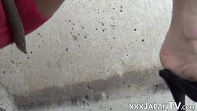 Watch this Asian lady relieving her horny cunt by pussy rubbing