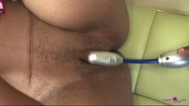 Sucking her ebony girlfriends pussy has never been this sweet