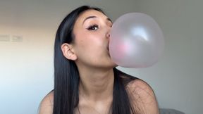ASMR Bubble Gum: Huge Balloons