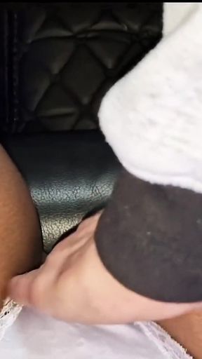 I Made My Uber Driver Touch My Hairy Pussy & He Made Me Cum