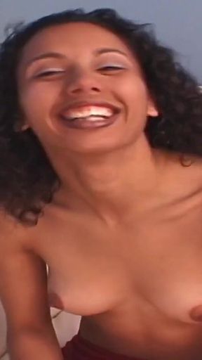 Video Virgin Jazmine Bares Her All Natural Figure