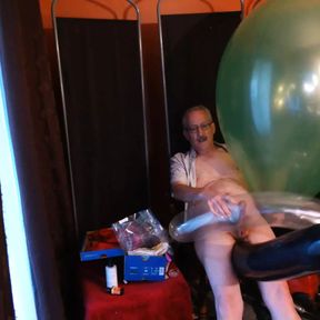 116) Jerk Off with Giant Round Balloon and 2 Long Balloons