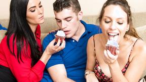 ”Bianca Breeze & Jade Nile share a huge dick”