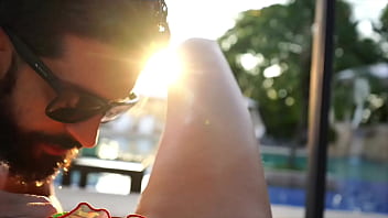 Sexo al aire libre con una pareja explosiva se vuelve viral en internet