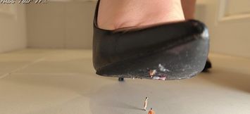 Unaware Part 5 – Accidental Crush with the Sticky Soles