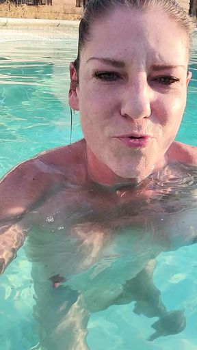 Swimming naked in the pool, couldn&#039;t finish! Dropped my phone in the water!