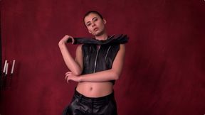 Glove Fetish And A Whip (FULL HD) – Carrie