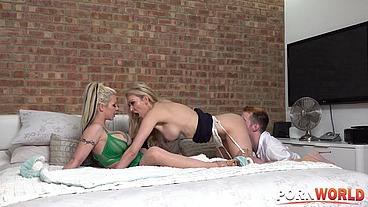 Hardcore XXX anal threesome with blonde milfs Amber Jayne & Barbie Sins