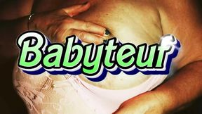 Stepmom pleasures herself by masturbating in the jacuzzi