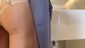 旅行中におしゃれしてる彼女を後ろからスカート捲って身体中触りまくる-日本人/素人カップル/リアル/スカートめくり/個人撮影