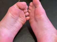 Linsey Dawn solo foot fetish