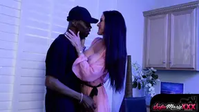 Cheating Wife Sofie Marie Craves For Midnight BBC Breeding