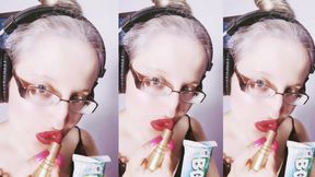 Asmr Sweet Chocolate Eating- Asmr, Eyeglasses, Giantess, Lipstick, Big Lips, Mough, Food, Face Fetish, Long Nails