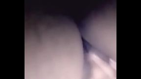 Morra meti&eacute_ndose sus dedos