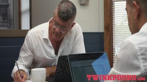 Newbie Andrew Powers expresses his sexual desire to Max Romano while working