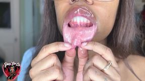 Ultimate Lip Stretch
