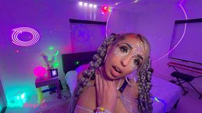 luna colombiana gets completely carried away inside the dj s room!