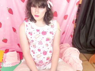 Sissy Gestation from Large Ebony Ramrod