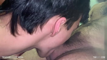 Horny Lil twink Swallows dick