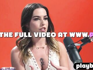 Hot babe talked about her sex and enjoyed sexy masturbation after interview