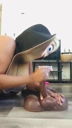 Brenda Buns rides thick cock lavesh