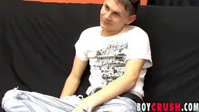 Seth Serenity Moans While Finger-Fucking His Tight Ass – Hard Solo Stamina – GayPornHub