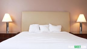 Elle Lee And Gamer Girl In S First Time