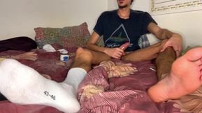 Come Worship My Twink Feet and Cock and Watch Me Cum