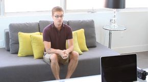 Nerd guy on his pornstar audition!