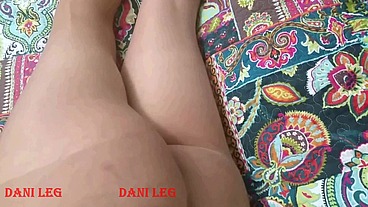 Dani_Leg Tan Pantyhose Mixed Show