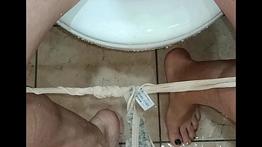 Morning pee desperation, made a mess in my panties- Jan 11, 2025