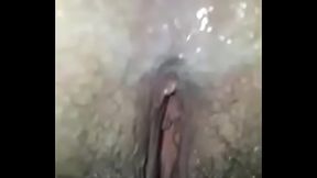 CASADA CAVALA ABRINDO O CUZINHO GULOSO PRO COMEDOR METER NO PELO. CURTA, COMENTE E COMPARTILHE, ADORAMOS LER OS COMENT&Aacute_RIOS!!