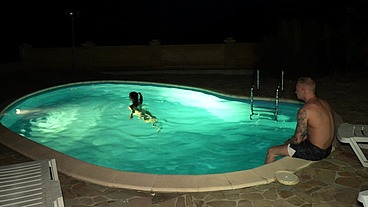 Jane White threw me into the pool and got hard sex with squirt for it. Martin Spell.