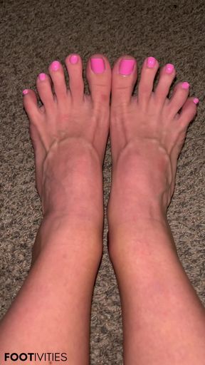 Veiny Feet After Shower - Silent Tease by Ivys Feet Footivities