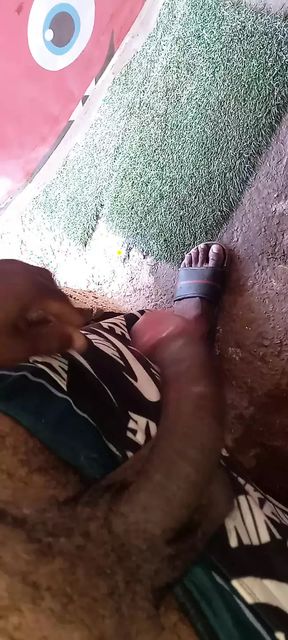 Curky aunt gets fucked in abandoned bathroom