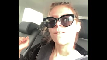 Petite vid&eacute_os en rentrant de vacances dans la voiture