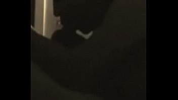 A oscura chupa verga