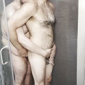 Hairy bear bottom breeding the shower with his chub