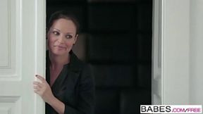 Step Mom's Hot Lessons With Nick Gill And Julia Roca