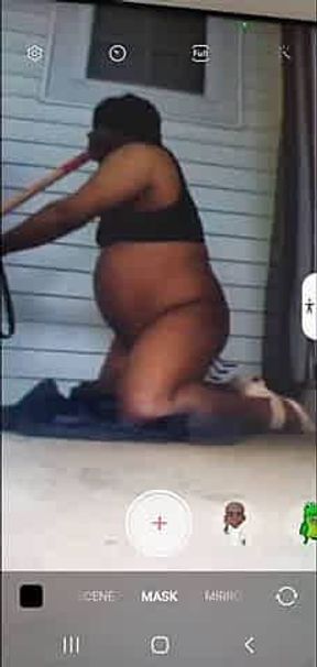 REN TIN DILDOSUCKING