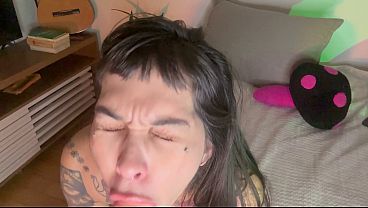 Amateur GF gives an intense roleplay after a fight, going solo with her