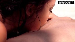 Hot Lesbians Carolina Abril & Penelope Cross Pleasure Each Other's Hungry Pussies A GIRL KNOWS