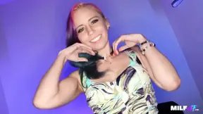Sexy MILF Norah Nova sucks hard cock, reaches multiple orgasms