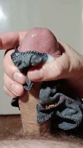 Handjob Panties From Korean Milf   Clip 2