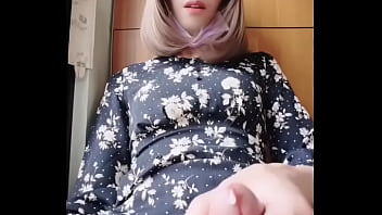 穿黑洋裝露出自慰