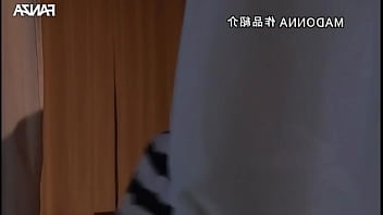 Japanese beauty shows off big ass in apartment