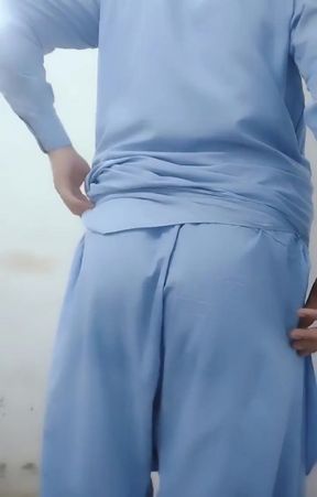 Pakistani Desi Shalwar Kamees Boy Show His Beautiful Ass