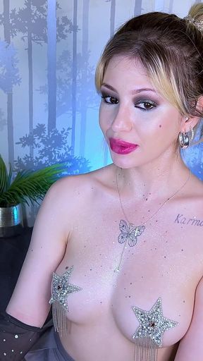 Sexy Red Lipstick Smoking Goddess 100s Cigarette